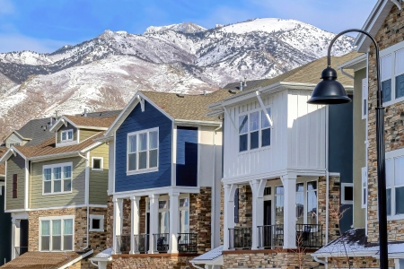 House Washing in Utah County: When to Soft Wash Vinyl, Brick, and Stucco